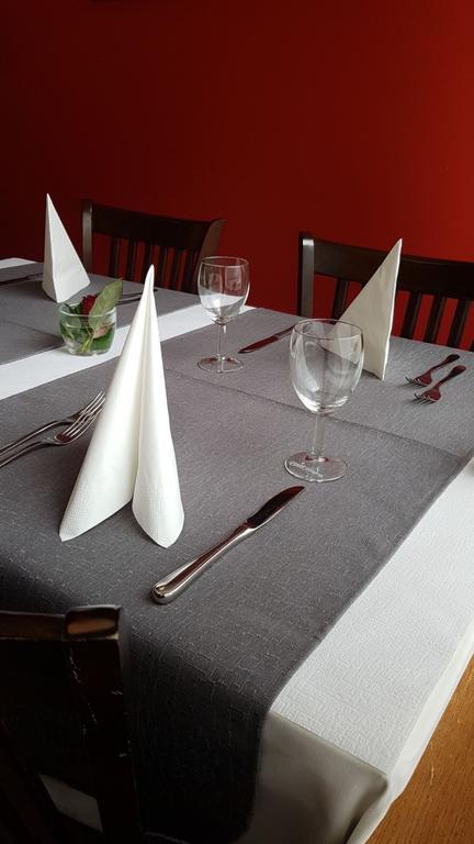 Hotel & Restaurant Stadthof Glarus Εξωτερικό φωτογραφία